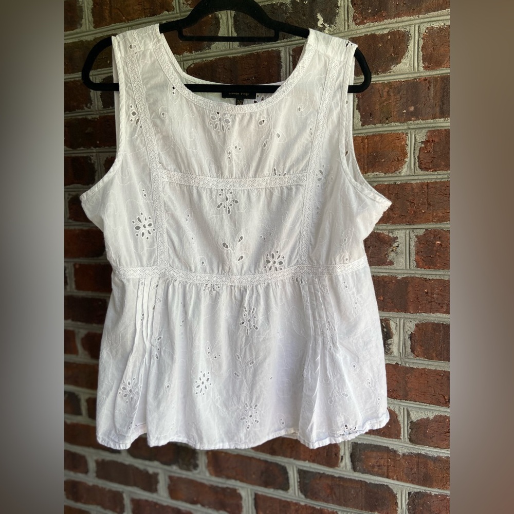 Melissa Paige White Eyelet Sleeveless Top